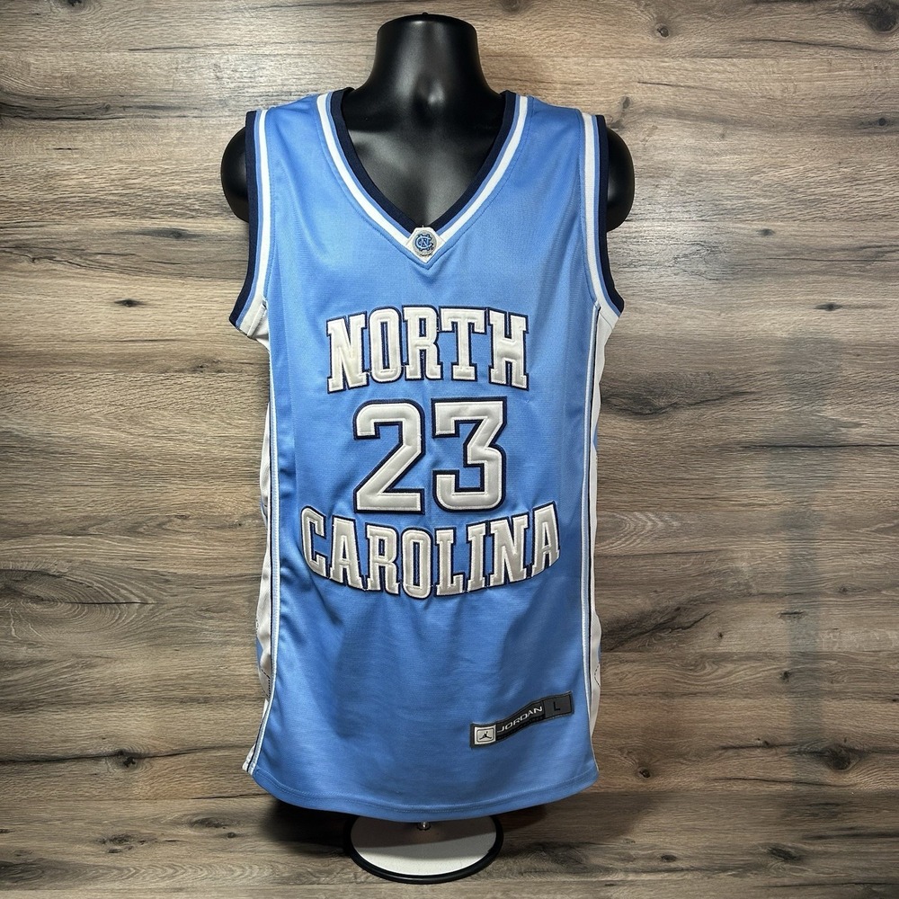 Rare VTG JORDAN Michael Jordan North Carolina Tar Heels Jersey 2000s Large